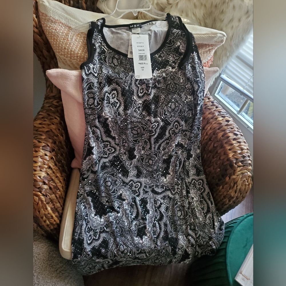 Msk dress - Picture 1 of 5